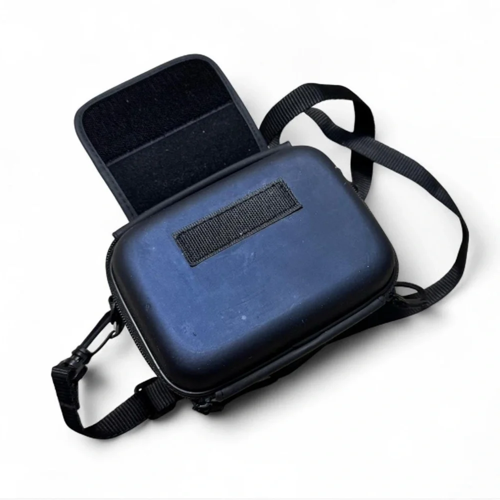 Samsonite Hard Case Shell Mini Crossbody / Travel Organizer Camera Bag‎